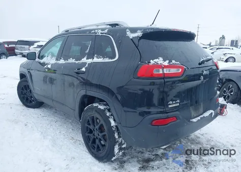 2015 Jeep Cherokee Latitude z USA, uszkodzony, nr VIN 1C4PJMCSXFW538663